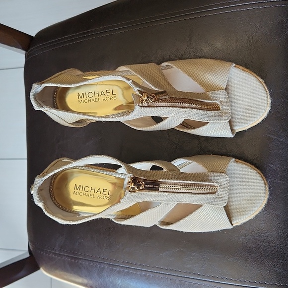 Michael Kors MK Espadrille/Linen Platform Wedge Zip Sandals - Picture 2 of 15